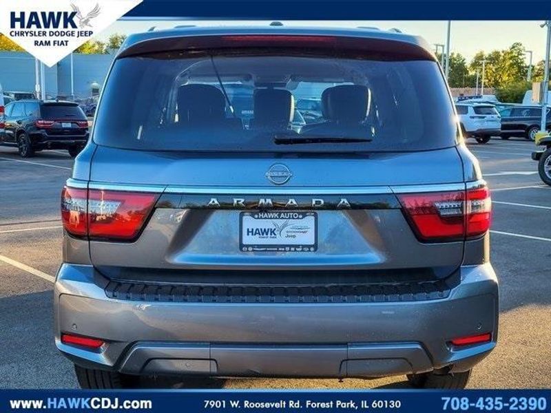 2023 Nissan Armada SV photo 2