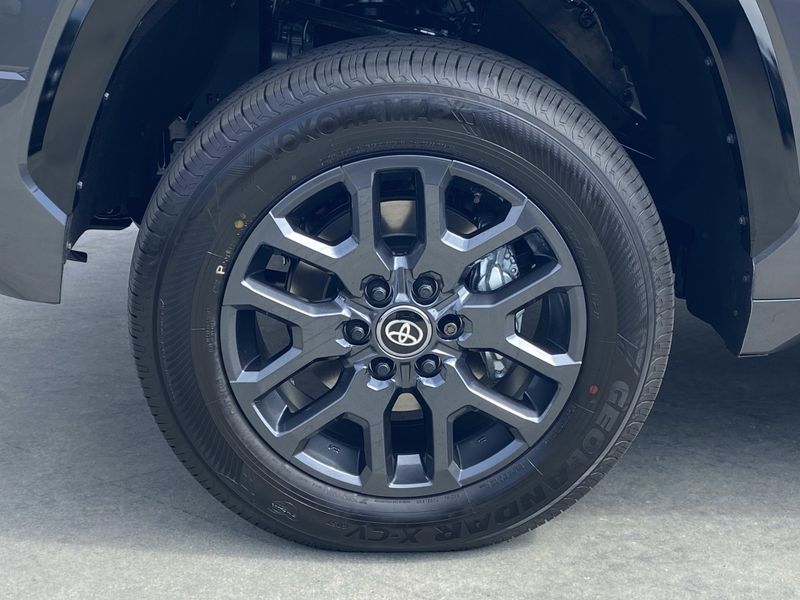 New 2026 Toyota Tundra Platinum HybridImage 8