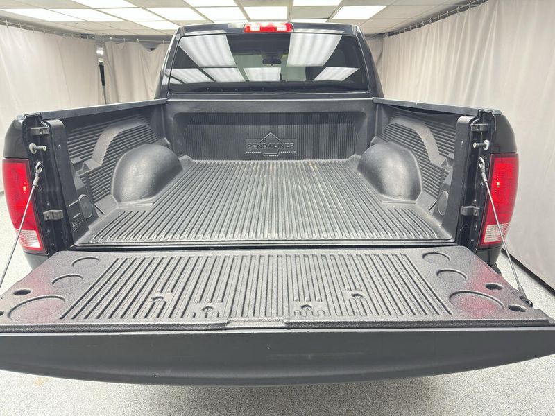 Used 2018 RAM 1500 ExpressImage 4