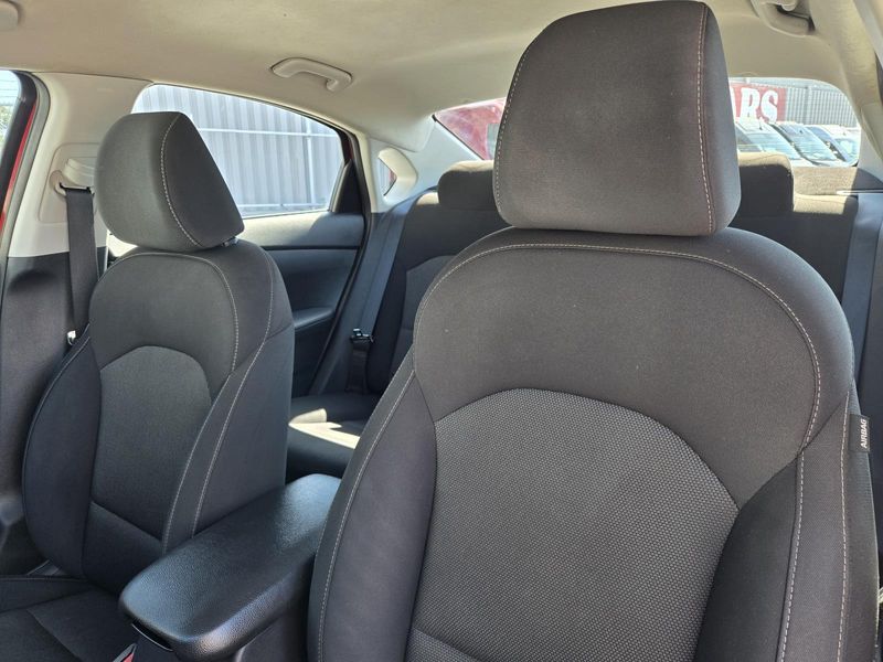 Used 2023 Kia Forte LXS IVT