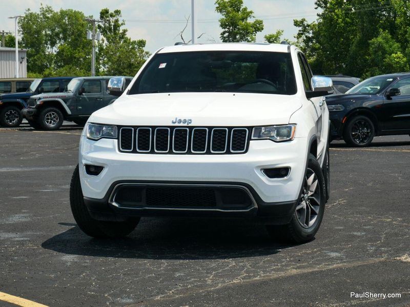Used 2017 Jeep Grand Cherokee LimitedImage 6