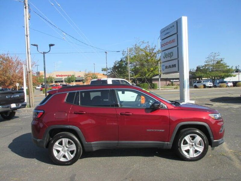 Used 2022 Jeep Compass LatitudeImage 6