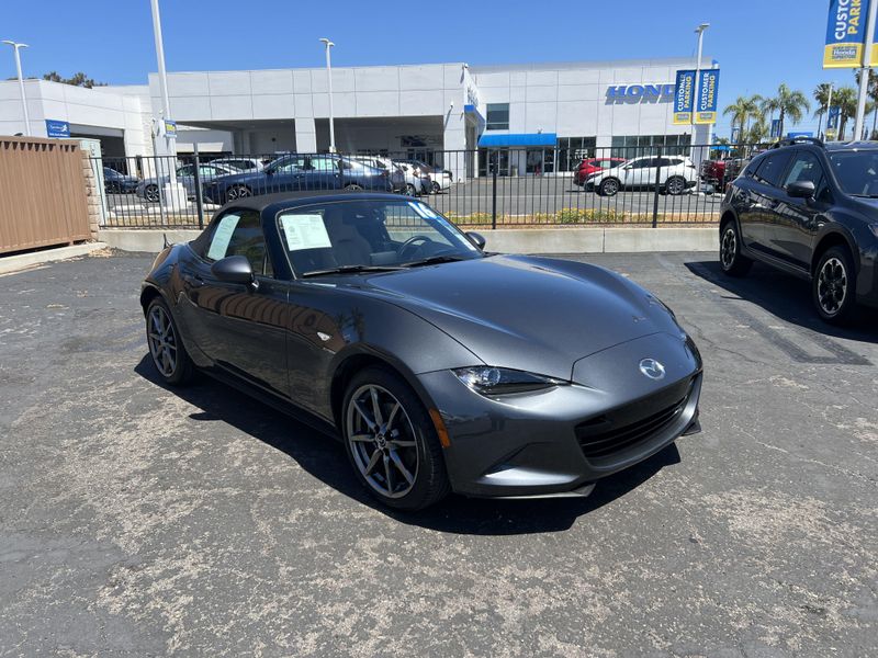 2016 Mazda MX-5 Miata Grand TouringImage 4