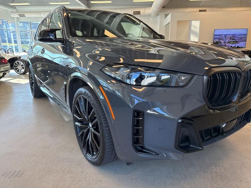 2024 BMW X5 M60iImage 2