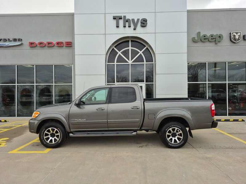 2004 Toyota Tundra LtdImage 32