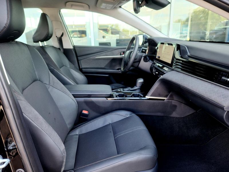 Used 2025 Toyota Camry XLE