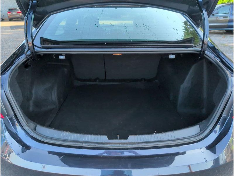 Used 2023 Chevrolet Malibu LTImage 33