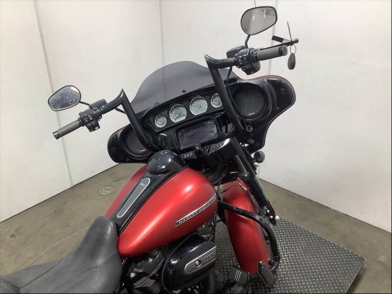 2019 Harley-Davidson Street Glide in a WICKED RED DNM exterior color. BMW Motorcycles of Temecula – Southern California (951) 506-6903 bmwmotorcyclesoftemecula.com 