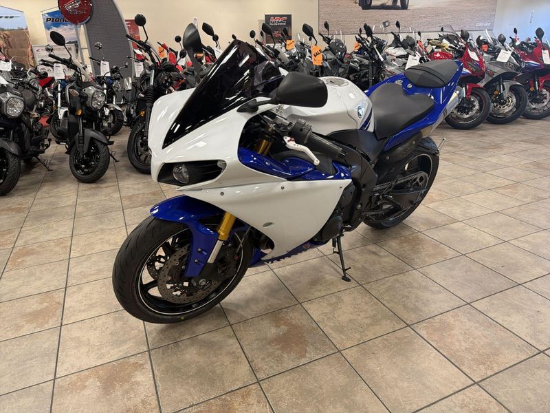 Used 2014 Yamaha YZF-R1 CA Image 13