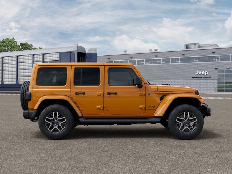 New 2026 Jeep Wrangler 4-door SaharaImage 21