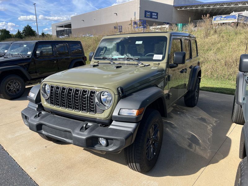 New 2025 Jeep Wrangler 4-door Sport SImage 1