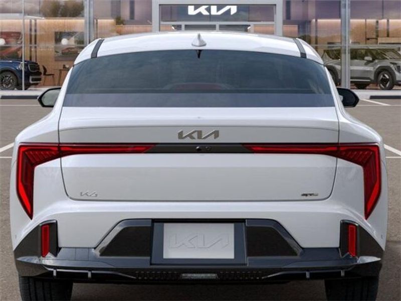 2025 Kia K4 Image 13