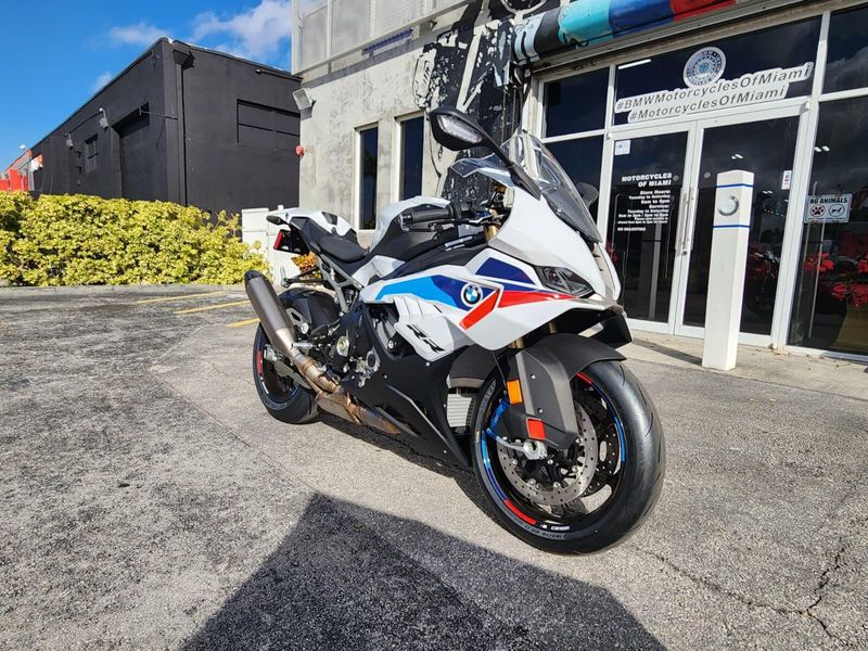 2026 BMW S 1000 RRImage 9