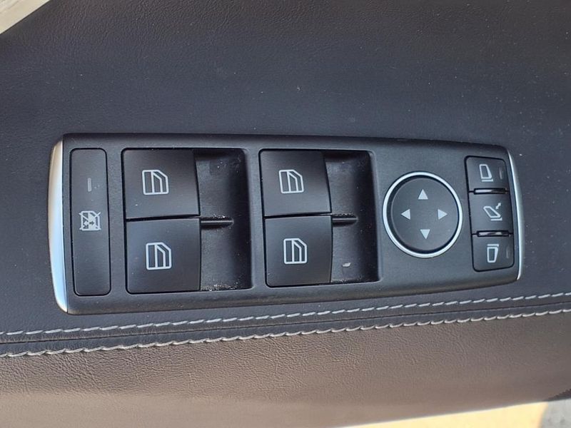 2020 Tesla Model S PerformanceImage 16