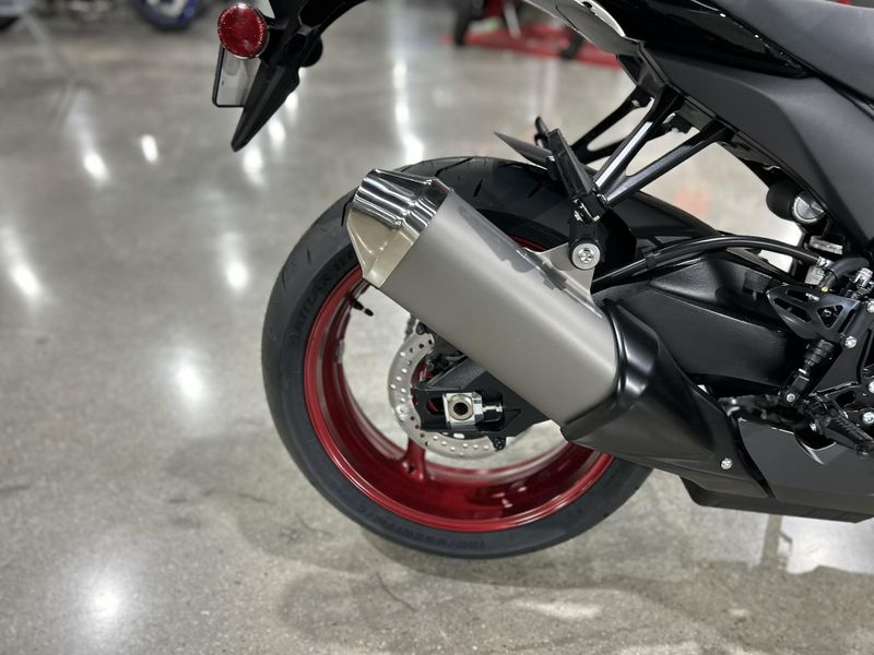 New 2026 Suzuki GSX-R750 Image 16