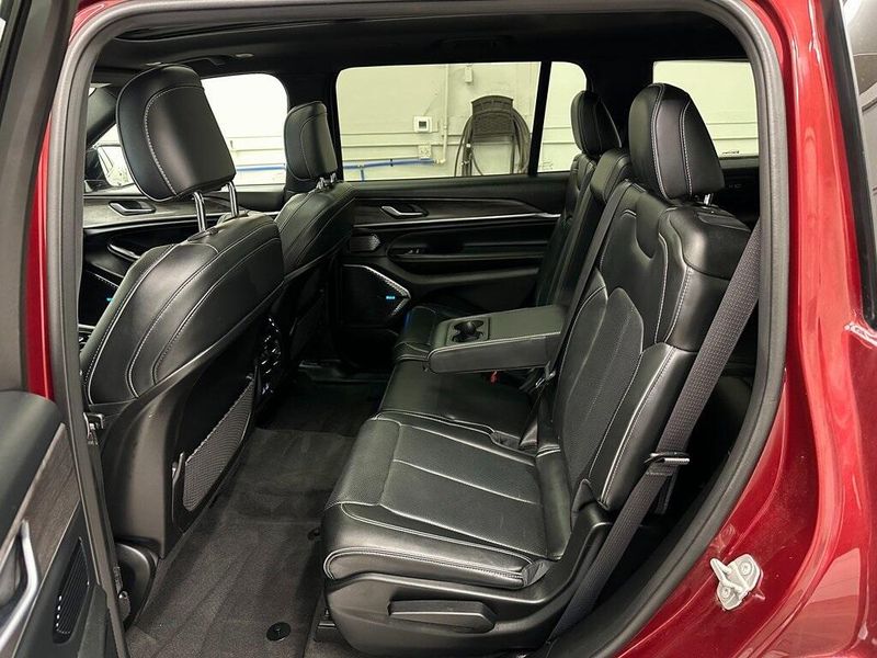 2021 Jeep Grand Cherokee L OverlandImage 28