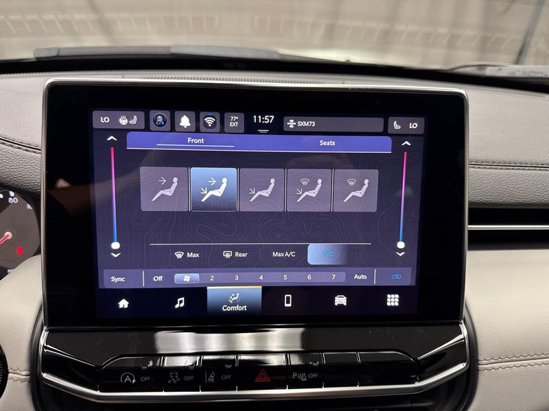 New 2025 Jeep Compass Limited 4x4Image 13
