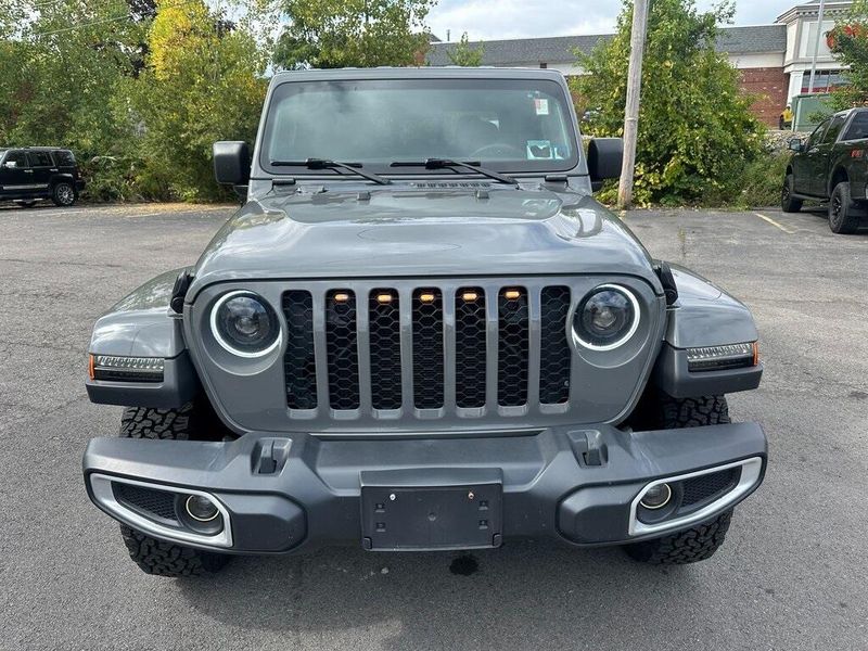 2021 Jeep Gladiator Sport photo 3
