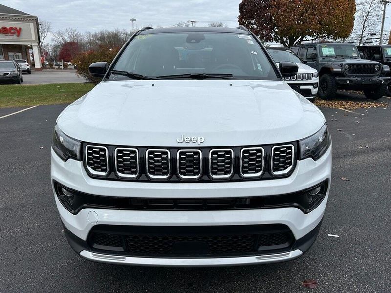 2026 Jeep Compass Limited photo 3