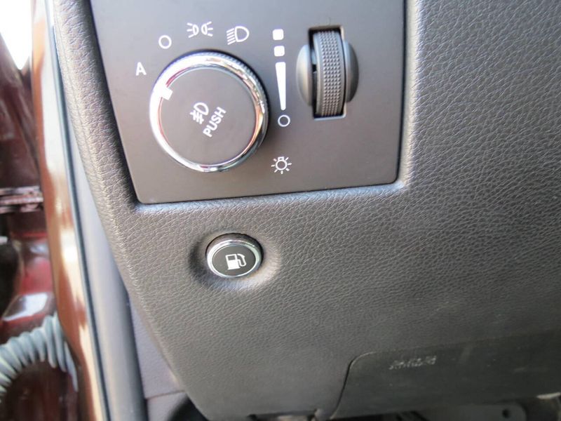 2015 Jeep Grand Cherokee Summit 4x4 4dr SUVImage 11