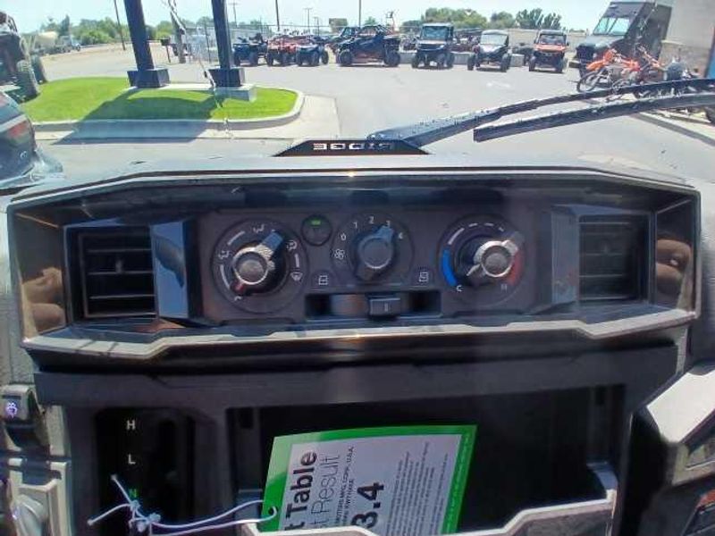 2025 Kawasaki RIDGE XR CREW HVAC 