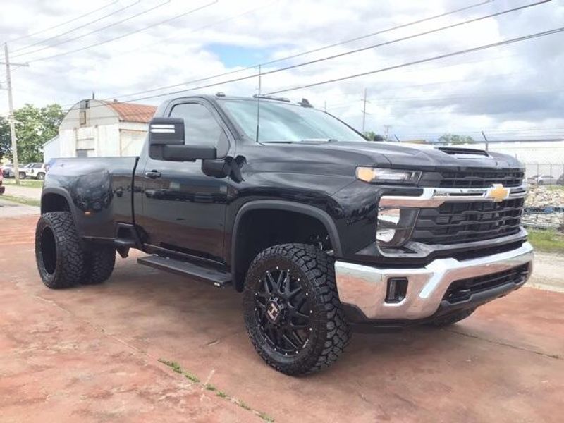 2024 Chevrolet Silverado 3500HD LTImage 6