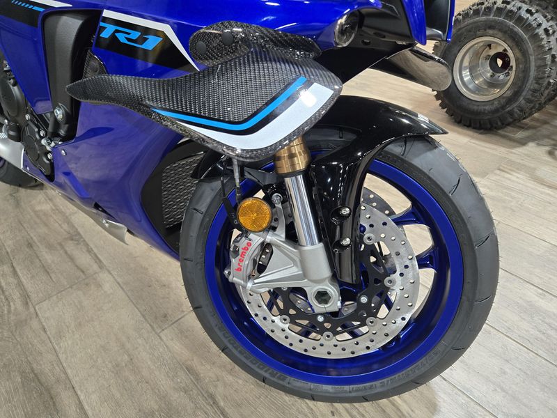 2025 Yamaha YZFR1 TEAM BLUE Image 22