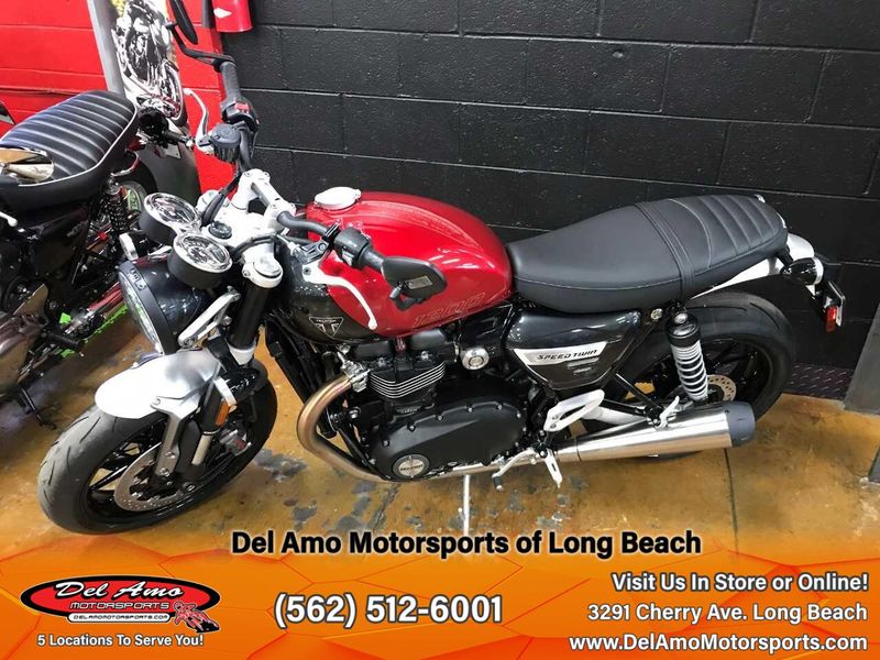 2024 Triumph SPEED TWIN 1200  in a CARNIVAL RED/STORM GREY exterior color. Del Amo Motorsports of Long Beach (562) 362-3160 delamomotorsports.com 