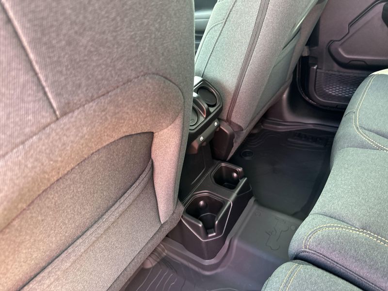 New 2025 Jeep Wrangler 4-door Sport SImage 13