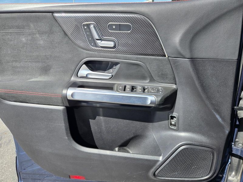 Used 2021 Mercedes-Benz GLB 250 SUV
