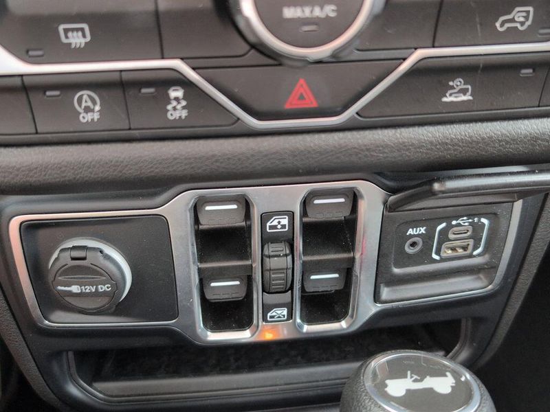2024 Jeep Wrangler Sport SImage 17