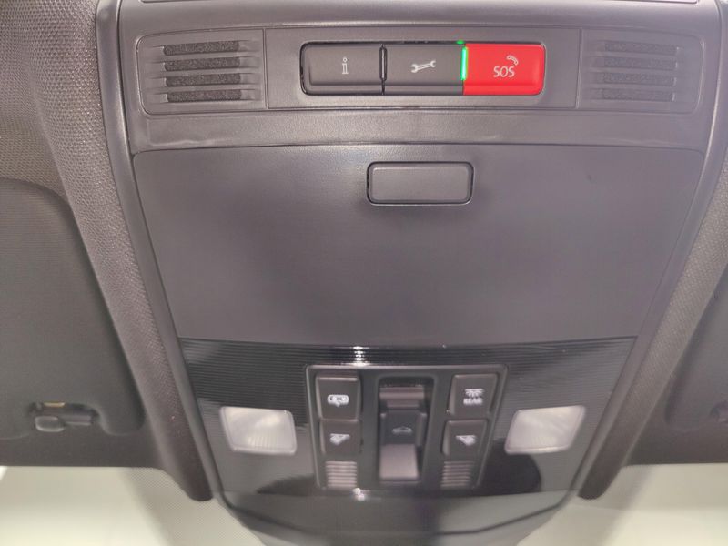 2025 Volkswagen Jetta GLI Autobahn w/Sunroof & Beats AudioImage 21