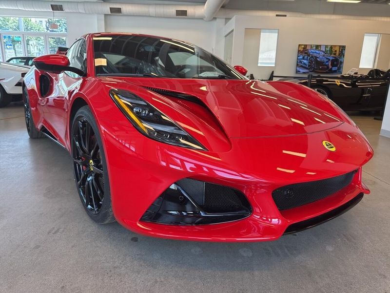 2025 Lotus Emira 