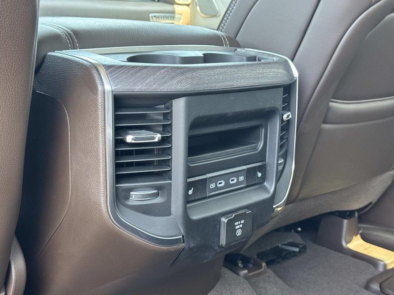 New 2026 RAM 1500 Laramie Crew Cab 4x4 5'7' Box