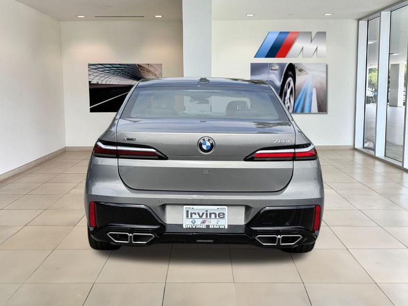 2025 BMW 7 Series 760i xDriveImage 6