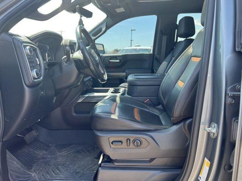 2020 GMC Sierra 1500 AT4Image 7