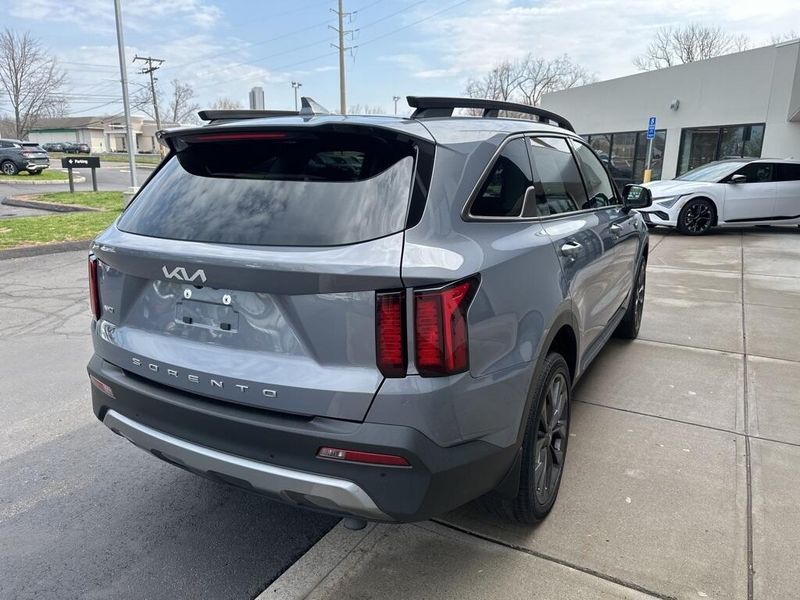 2022 Kia Sorento X-Line EXImage 6
