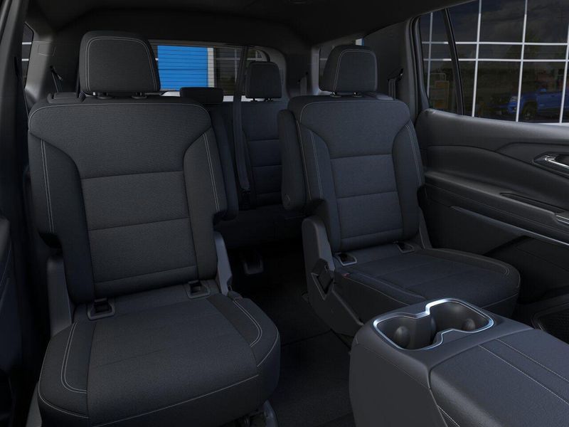 New 2026 Chevrolet Traverse FWD LTImage 17