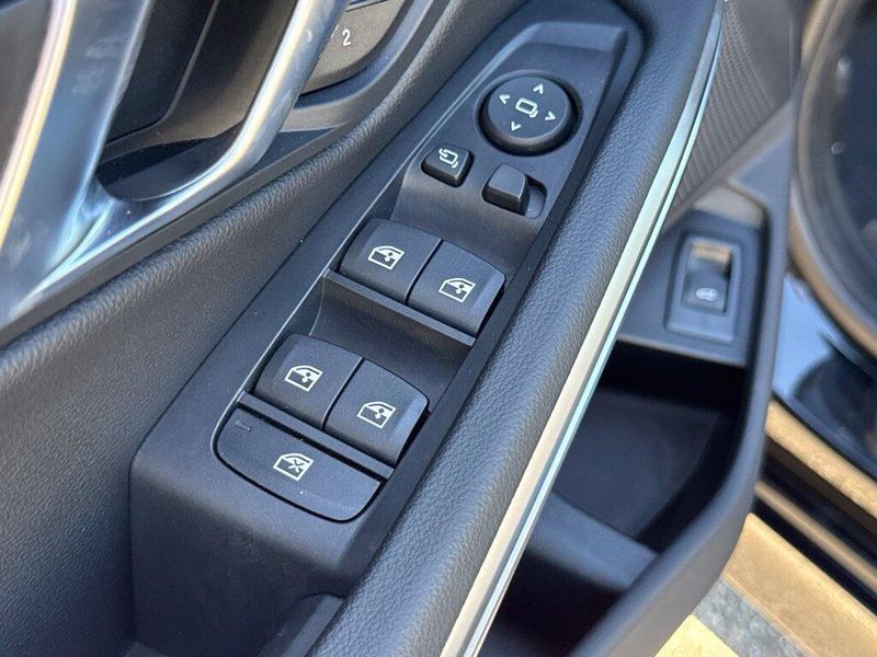 Used 2026 BMW 3 Series 330iImage 18