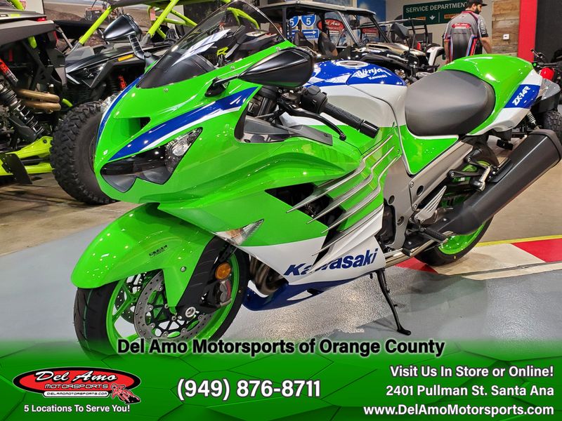 2024 Kawasaki ZX1400JRFNL-GN1  in a LIME GREEN/PEARL CRYSTAL WHITE/BLUE exterior color. Del Amo Motorsports of Orange County (949) 416-2102 delamomotorsports.com 