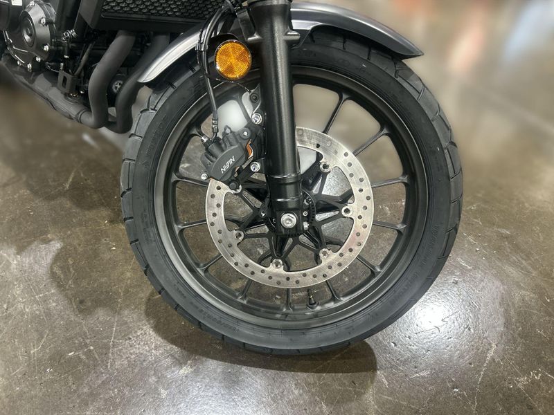 New 2025 Honda SCL500 Image 18