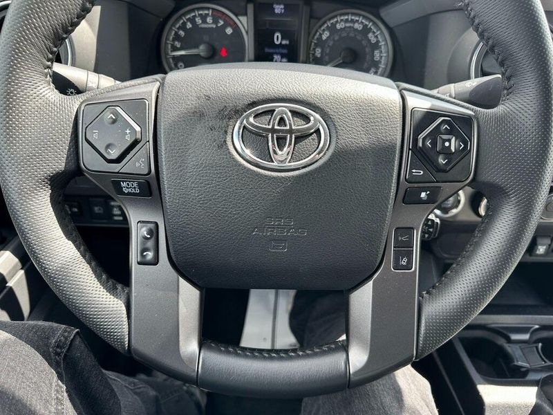 2023 Toyota Tacoma TRD Off-RoadImage 3