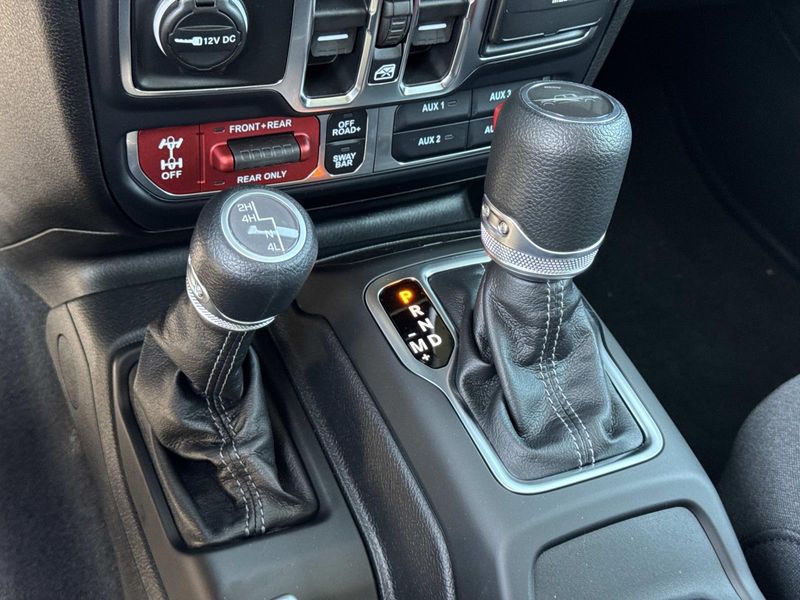 New 2026 Jeep Gladiator Rubicon 4x4