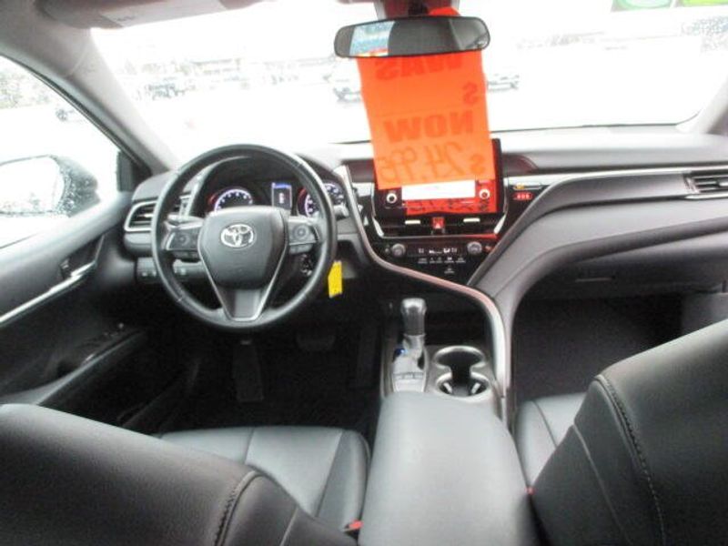 2023 Toyota Camry SEImage 26