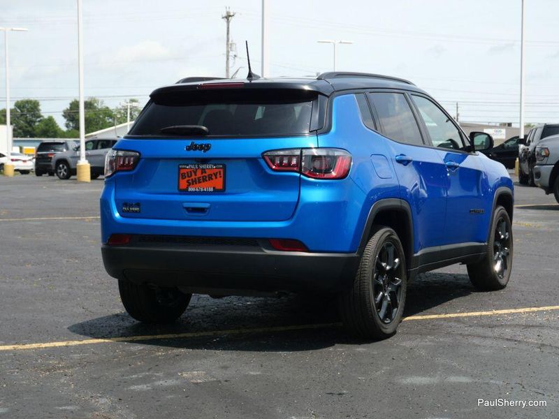 2023 Jeep Compass AltitudeImage 14