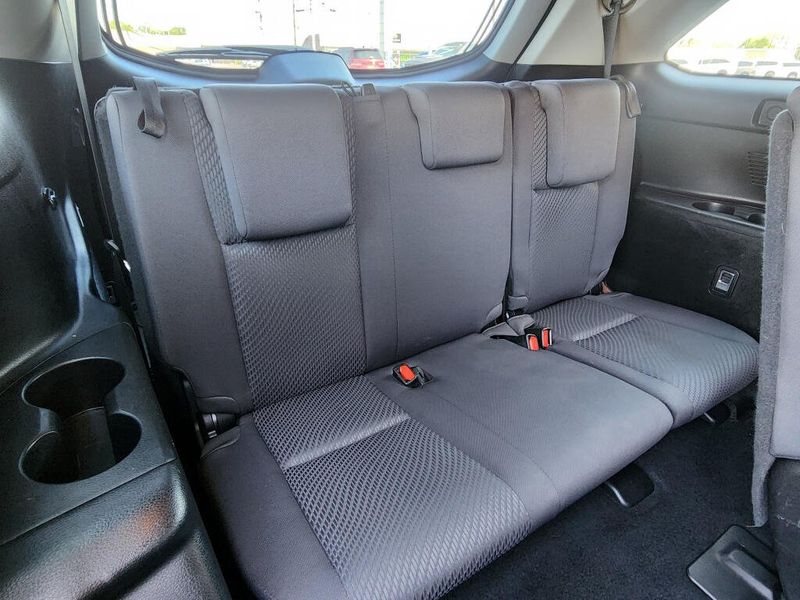 Used 2019 Toyota Highlander LE
