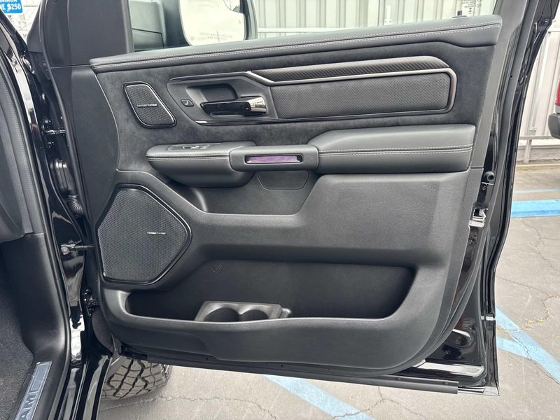 New 2026 RAM 1500 Rho Crew Cab 4x4 5'7' Box