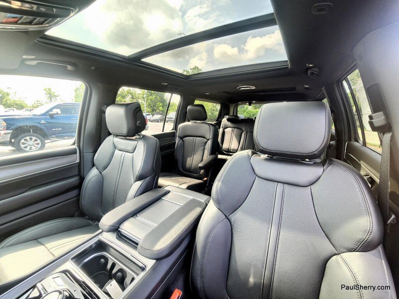 2026 Jeep Grand Wagoneer Upland 4x4