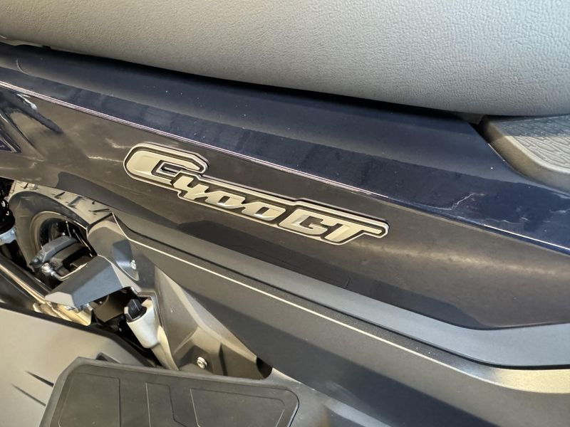 2024 BMW C 400 GT - IMPERIAL BLUE METALLIC 