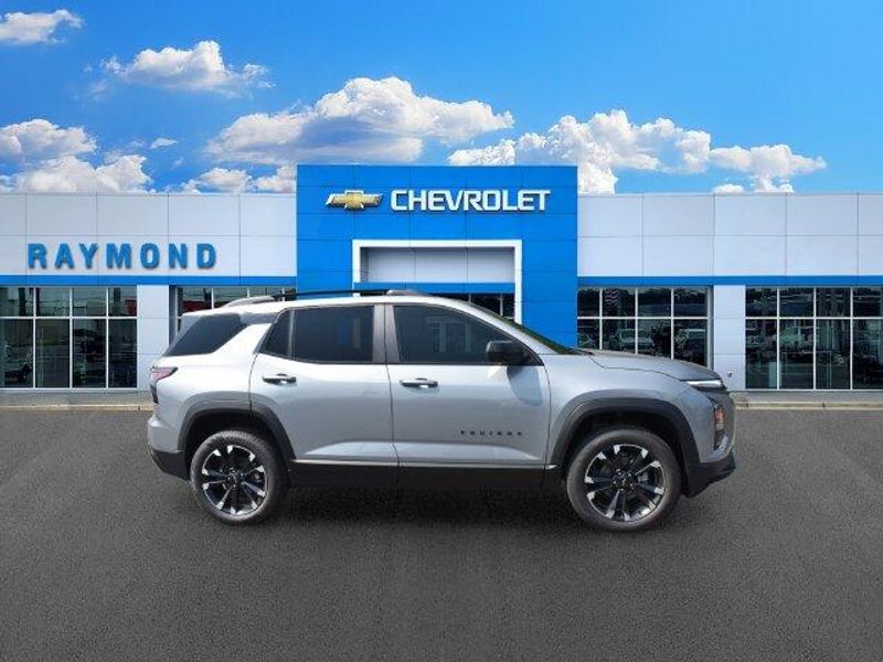 New 2027 Chevrolet Equinox RSImage 2